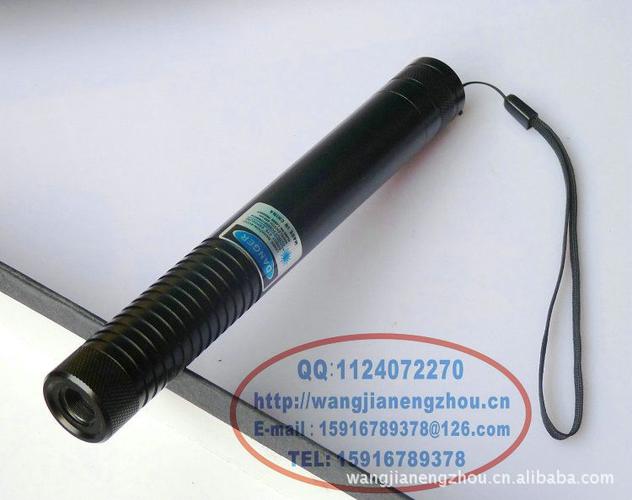 教学演示新利器 1000mW五合一445nm蓝激光手电的功能与安全使用指南